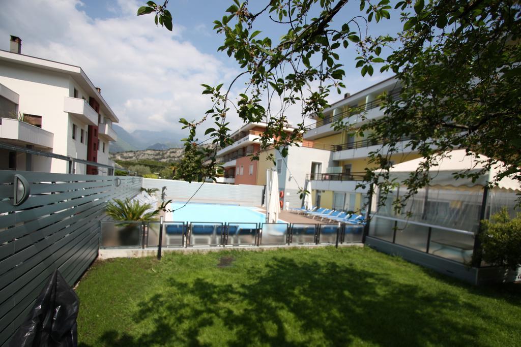 Hotel Miorelli Torbole Sul Garda Buitenkant foto