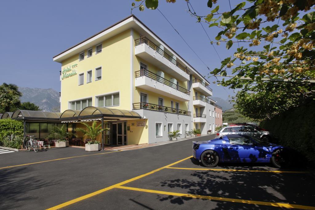 Hotel Miorelli Torbole Sul Garda Buitenkant foto