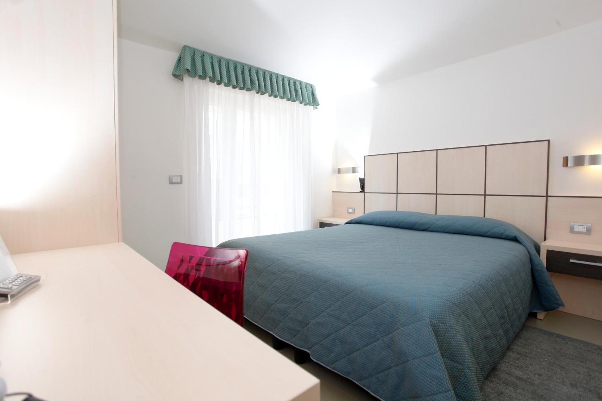 Hotel Miorelli Torbole Sul Garda Buitenkant foto